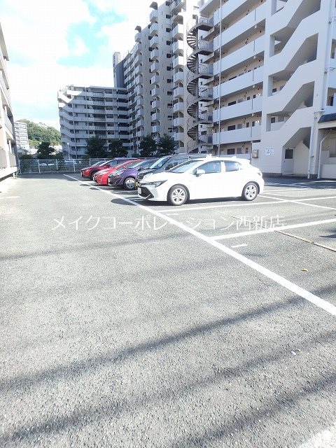 駐車場 デュレ・アパルトマン その他外観1