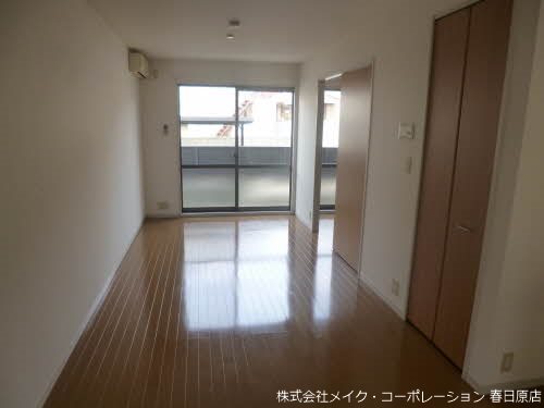 リビング ブライトン麦野A棟 リビング