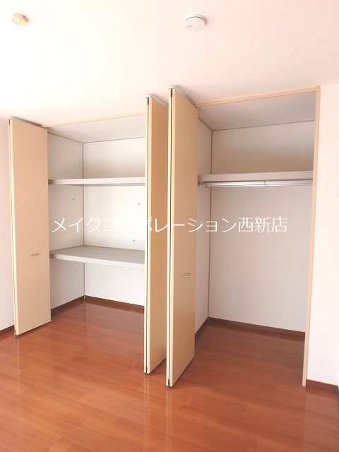 収納 マーチン・ブランシェB棟~駐車場無料~ その他3