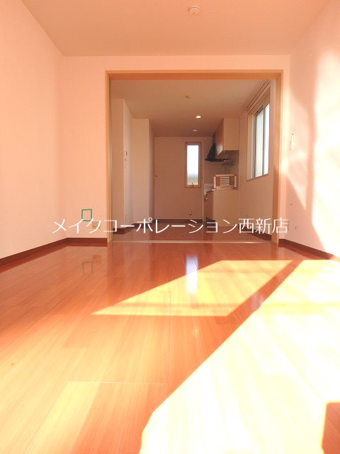 その他 マーチン・ブランシェB棟~駐車場無料~ その他4