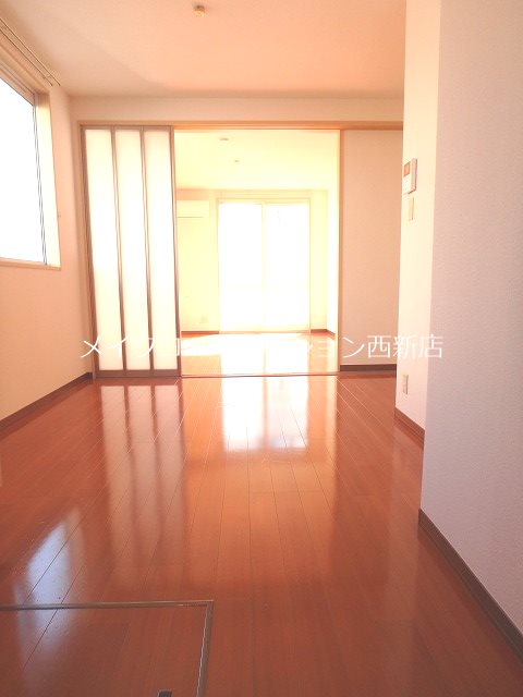 リビング マーチン・ブランシェB棟~駐車場無料~ その他18