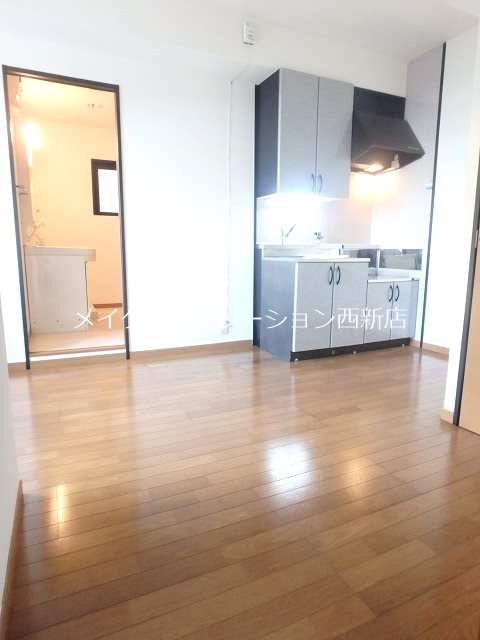 リビング レジデンス姪浜 リビング