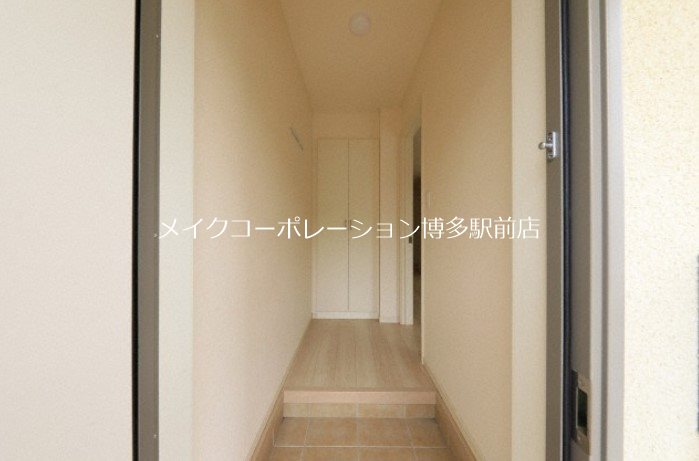 ヴァルヴェルデ 玄関
