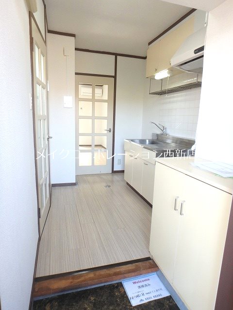グランドール神松寺 玄関