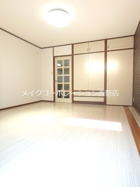 グランドール神松寺 リビング