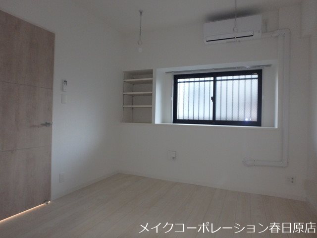 EREINA ベッドルーム