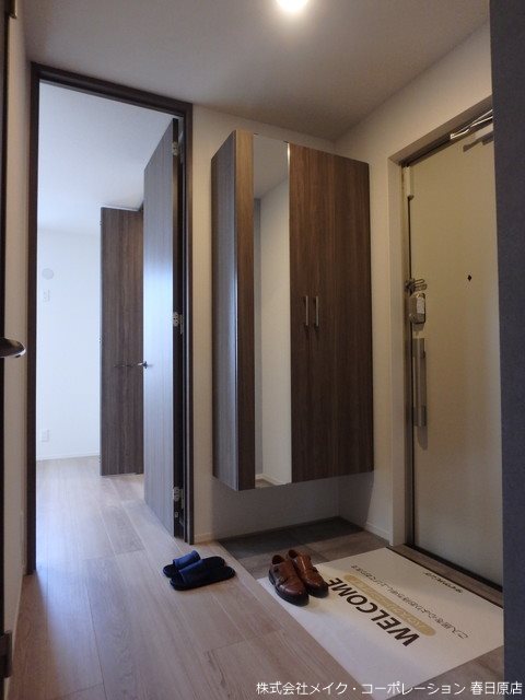 写真は同型タイプ クリエイーストⅡ 玄関