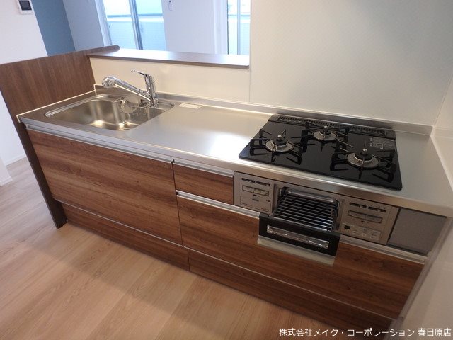 写真は同型タイプ クリエイーストⅡ キッチン