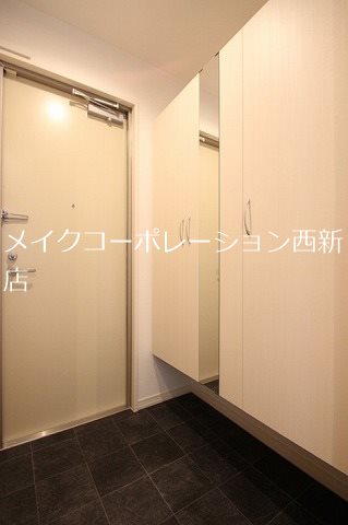 D-room長尾 弐番館 玄関