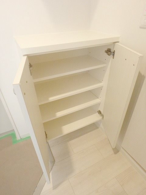 グレース別府 玄関