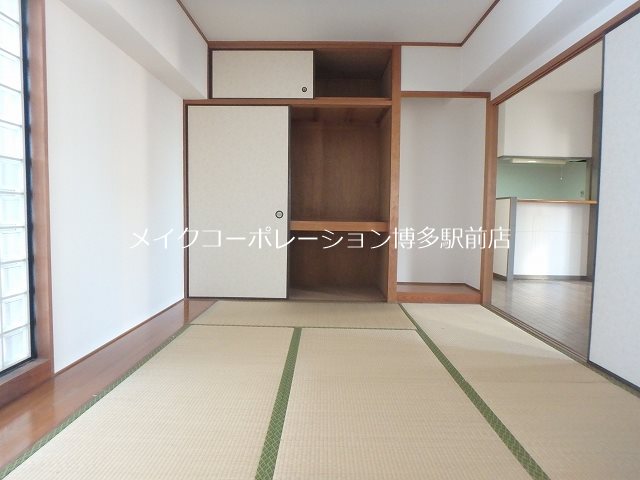 ジートラスト薬院 ベッドルーム