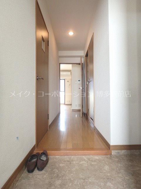 ディアコート美野島 玄関
