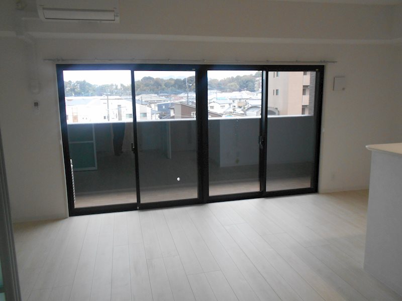 エルヴィータ リビング