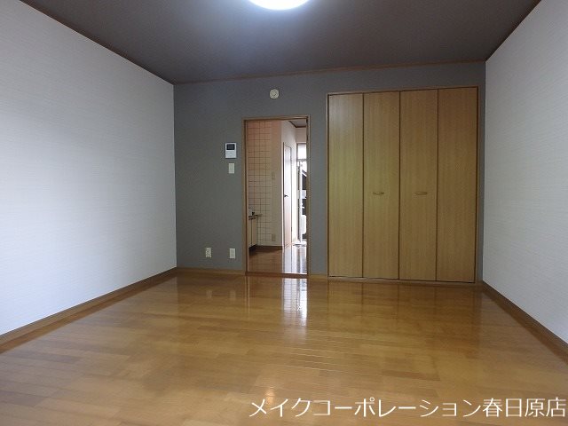 ヌーベル大土居 リビング