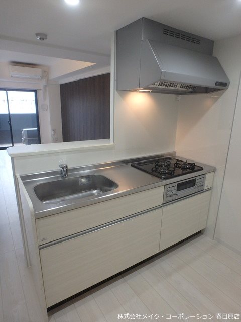 写真は同型タイプ エルグランド春日 キッチン