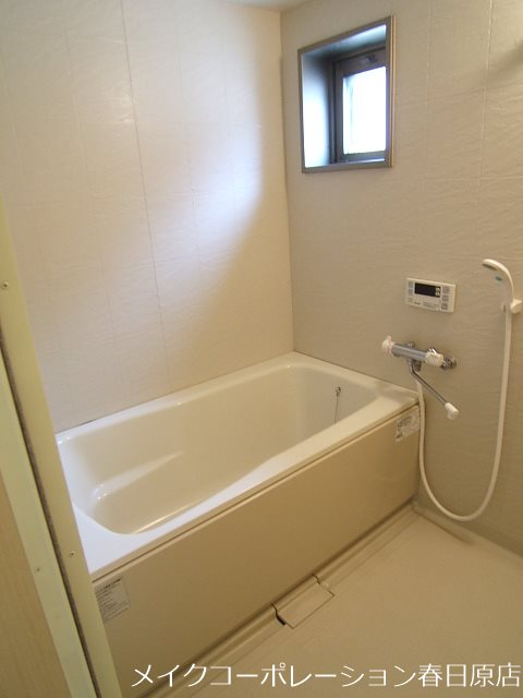 写真は同型タイプ ピュア中通りⅡ 風呂画像