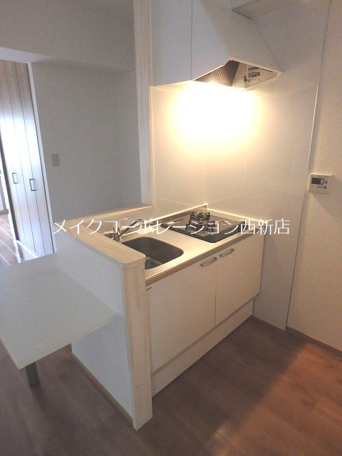 キッチン コメジビル キッチン