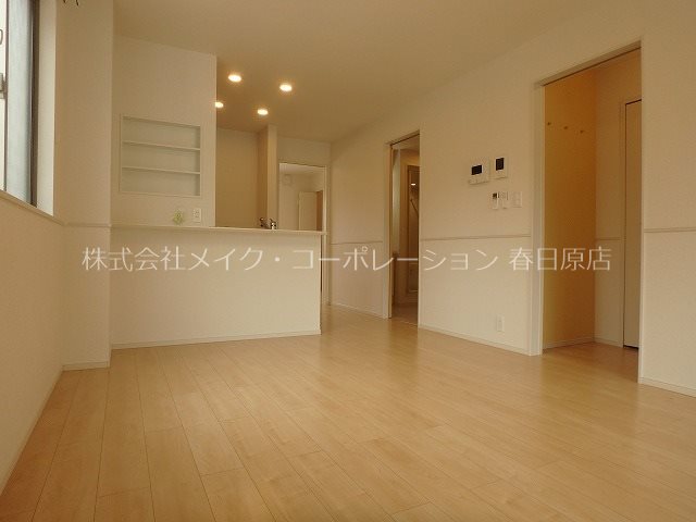 写真は同型タイプ プロスペール春日Ⅲ リビング