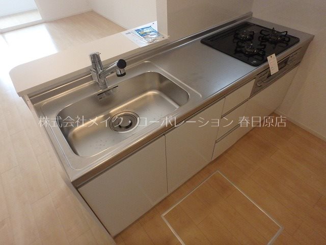 写真は同型タイプ プロスペール春日Ⅲ キッチン