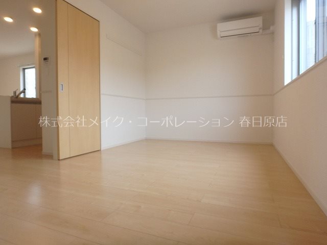 写真は同型タイプ プロスペール春日Ⅲ ベッドルーム