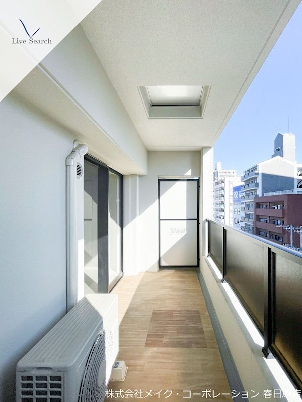 写真は同型タイプ アルティザ春日原駅前クロス ベランダ