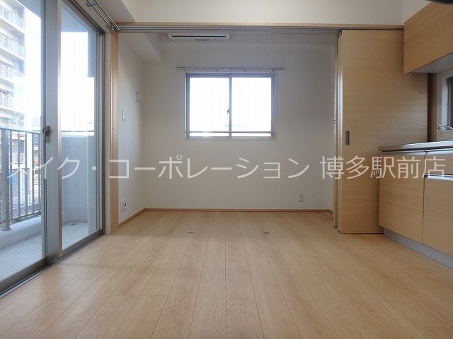 リビング イクシオン博多 リビング