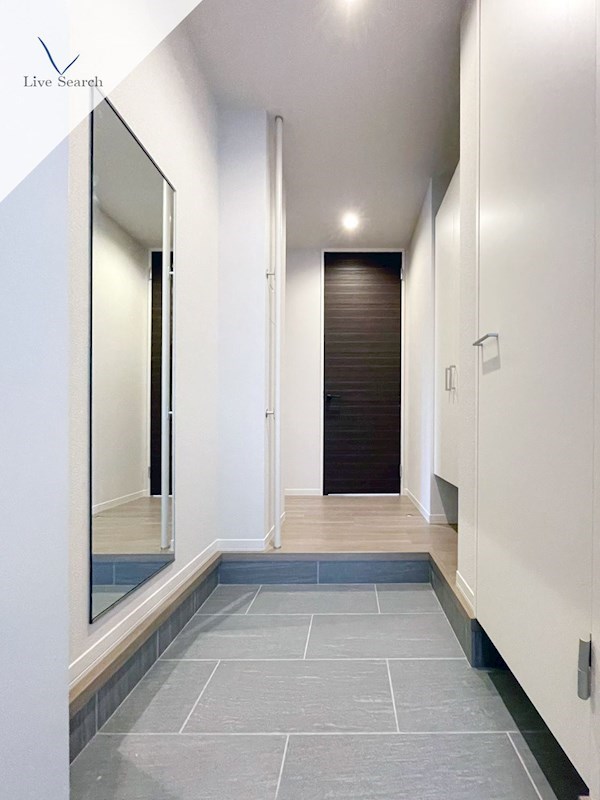 Sha Maison Villa 平田台 玄関