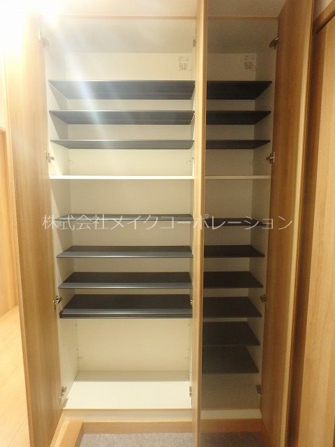 ※写真は別号室のお写真となります。 La Grande大濠 玄関