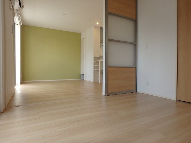 D-room寺塚　参番館 リビング