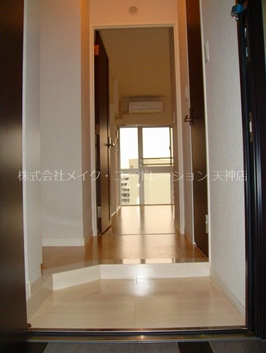 玄関 ベイシック薬院 玄関