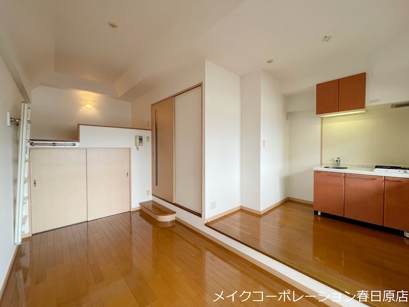 写真は同型タイプ ソフィア高宮A棟 リビング