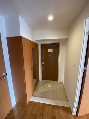 グラン・スリール博多南 玄関