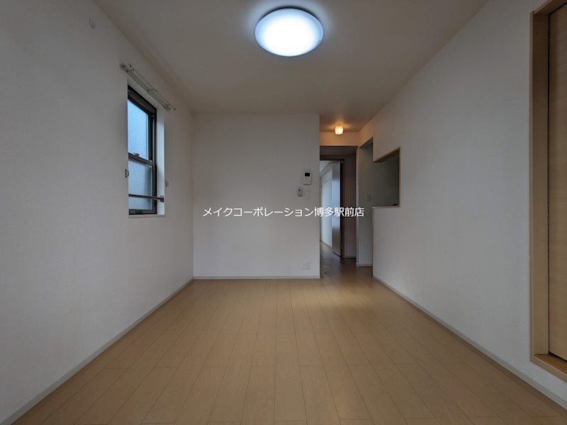 ※室内写真は棟内別部屋参考写真 パークコート空港西A リビング