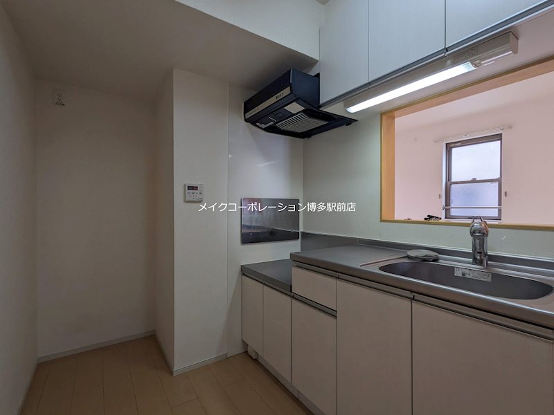 ※室内写真は棟内別部屋参考写真 パークコート空港西A キッチン