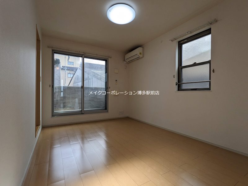 ※室内写真は棟内別部屋参考写真 パークコート空港西A ベランダ