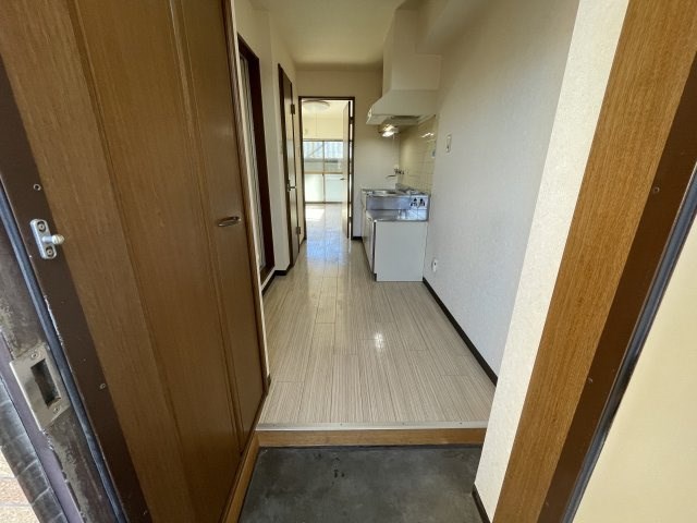 キララ的場 玄関