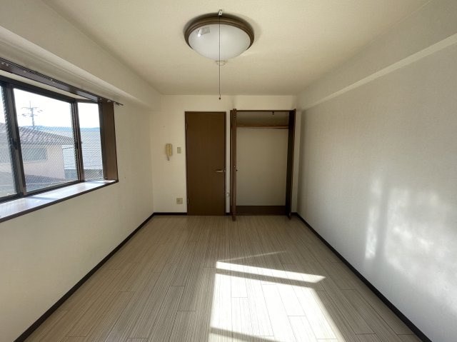 キララ的場 リビング