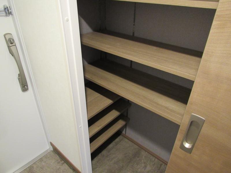 ブリリアント・ガーデン 玄関