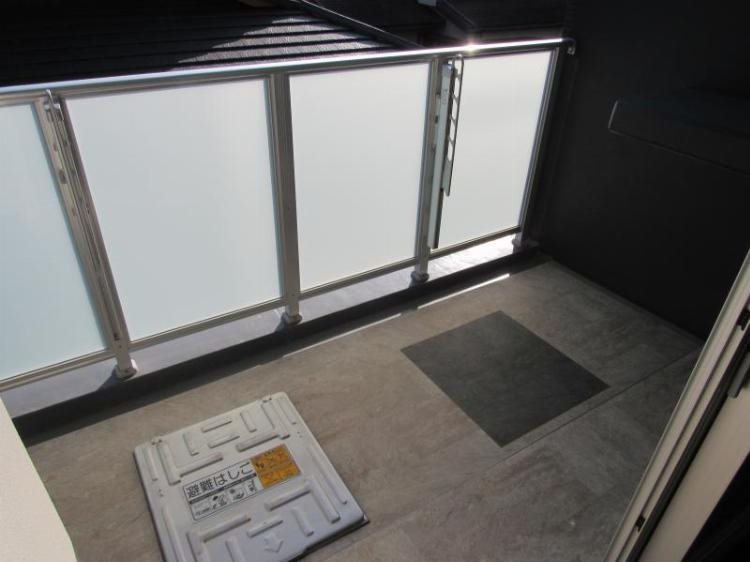 ブリリアント・ガーデン ベランダ