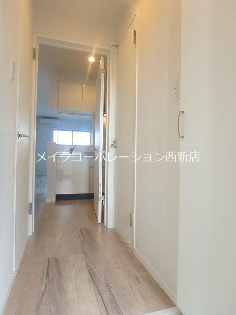 カトレア姪浜Ⅱ～ネット無料～ 玄関