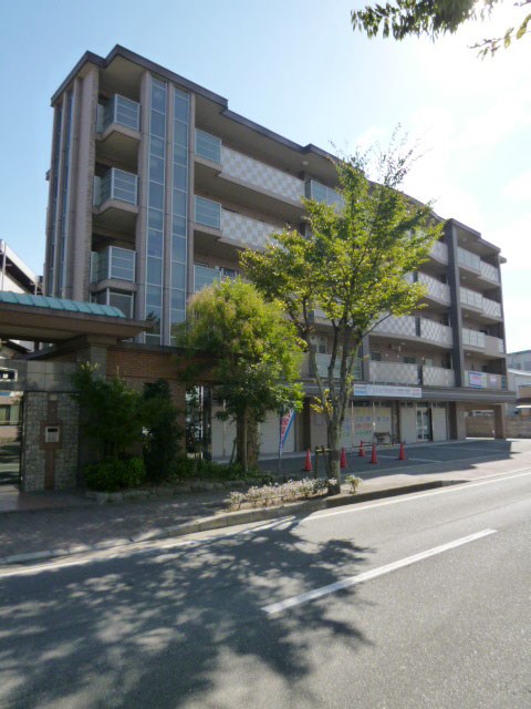 グレイス大城 403号室 外観