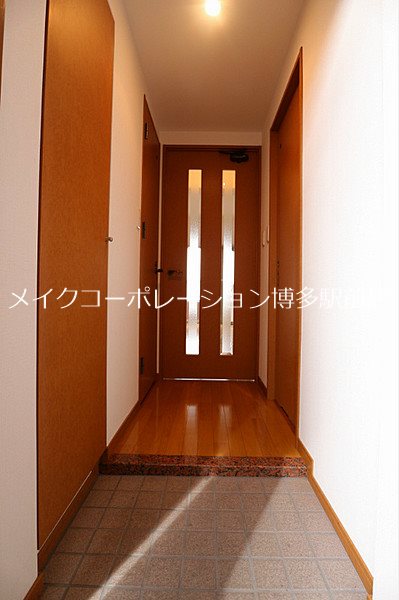 ザルヴェ大橋弐番館 玄関