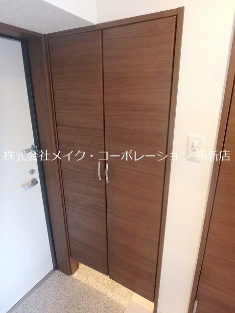 収納 エソラ西新~ネット無料~ その他8