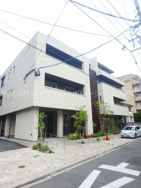 メゾンシレンス大濠 外観