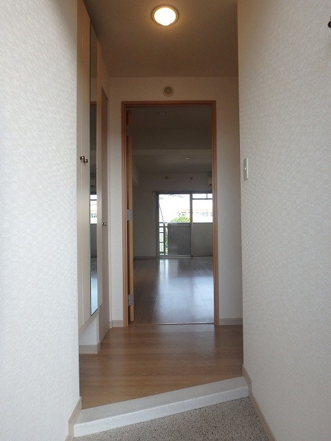 パークサイドソレイユ 玄関