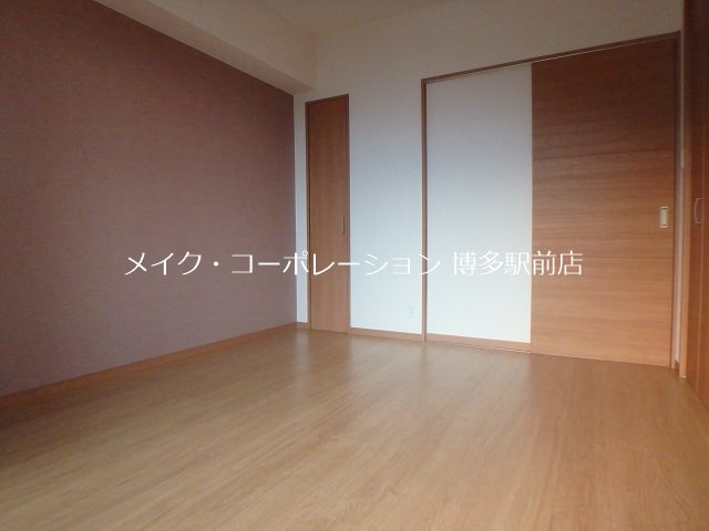 写真は同型タイプ LUCIS高宮 ベッドルーム