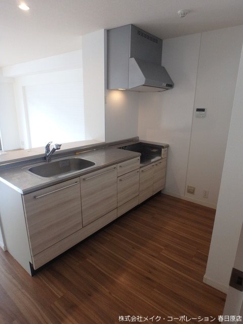 プルヌス コリーヌ キッチン