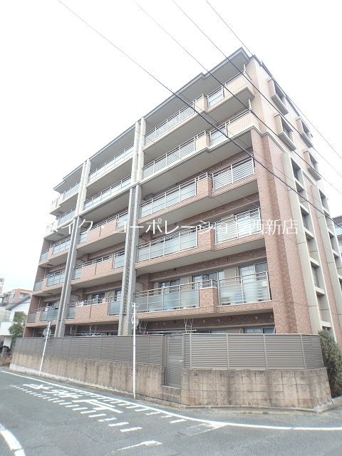 ネオジェラーモ 外観