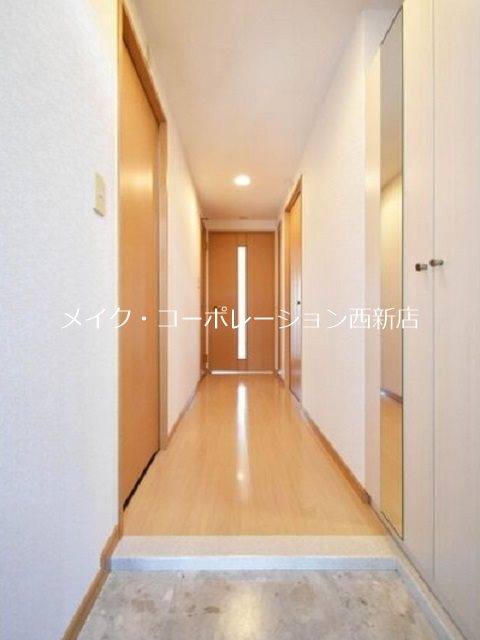 ネオジェラーモ 玄関