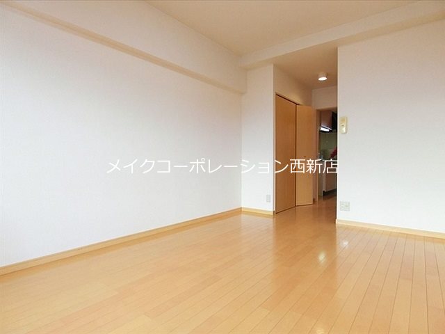 フォルテーネ飯倉 リビング